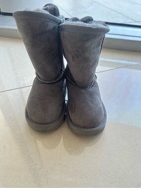 Luxe Gray Suede Lace-Up Ankle Boots